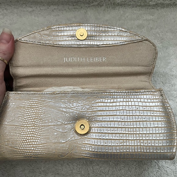 EUVC Judith Leiber Gold/Silver Croc Skin Leather & Crystal Glass Case/Clutch. - Picture 7 of 9